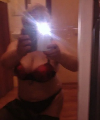 Анкета проститутки Александра - город Кудрово, 46 лет, №5918